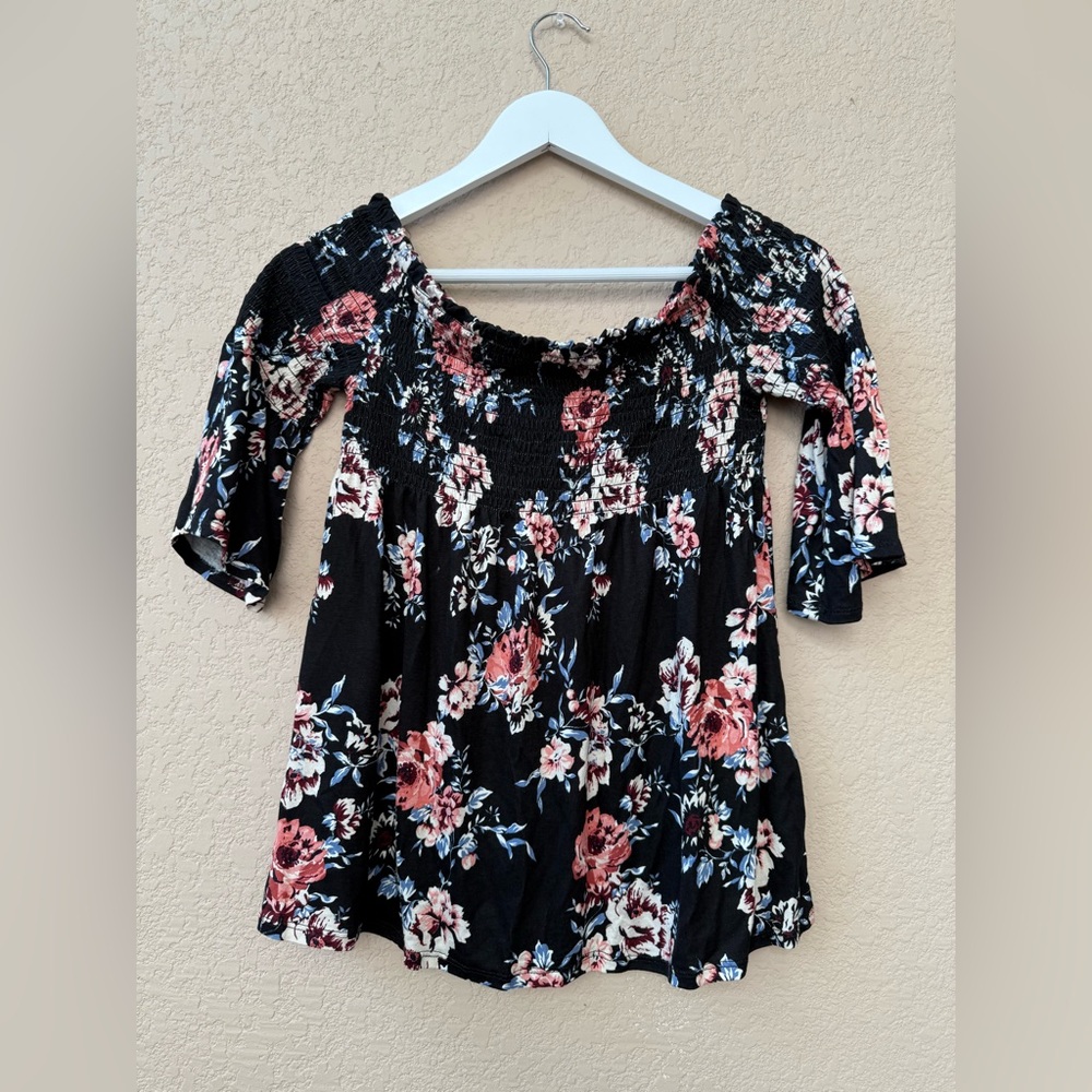 Rewind Women’s Black Floral Blouse Size M